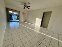 5933 Forest Hill Blvd in West Palm Beach, FL - Building Photo - Building Photo