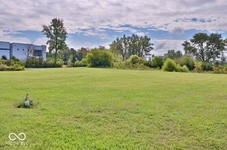 10151 Old National Rd in Indianapolis, IN - Building Photo - Building Photo