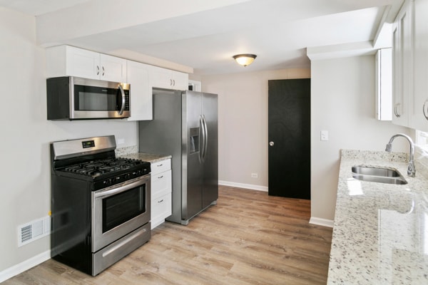 3133 W 101st St in Evergreen Park, IL - Building Photo - Building Photo