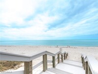 4651 Gulf Shore Blvd N in Naples, FL - Building Photo - Building Photo