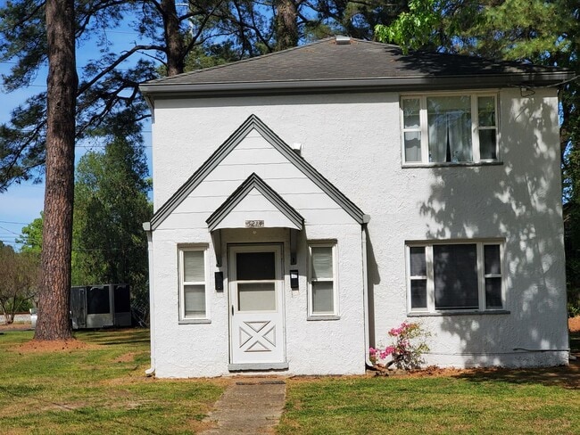 5214 Revere Dr in Norfolk, VA - Building Photo - Building Photo