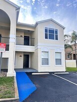 8825 Grand Palms Cir in Kissimmee, FL - Building Photo