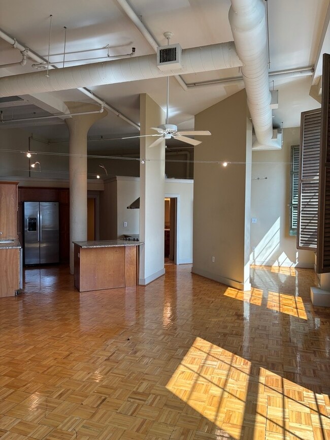 101 N Chestnut St in Winston-Salem, NC - Building Photo - Building Photo