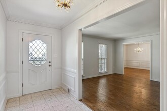 1526 Wheatstone Cove in Germantown, TN - Foto de edificio - Building Photo