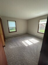 55 Hayes Leonard Rd in Valparaiso, IN - Building Photo - Building Photo