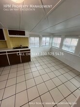 15 S Highland Ave in Akron, OH - Building Photo - Building Photo