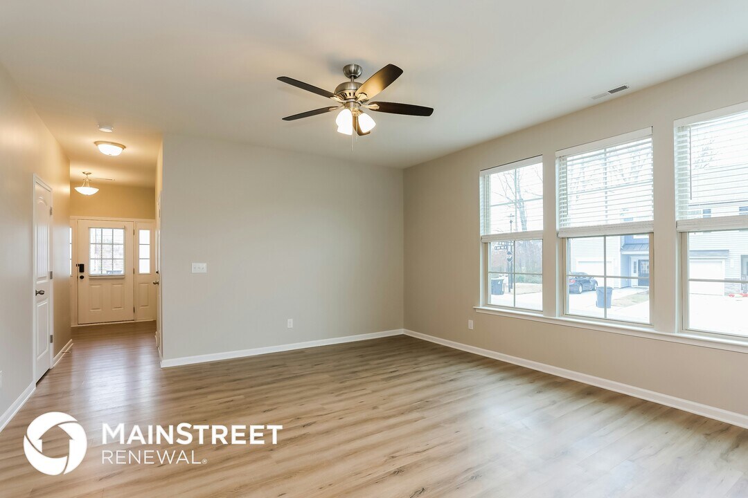 5 S Grey Abbey Dr in Clayton, NC - Building Photo