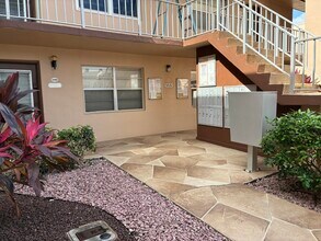 489 Burgundy P in Delray Beach, FL - Building Photo - Building Photo