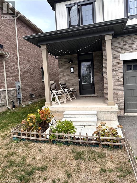 91 Keelson St in Welland, ON - Building Photo - Building Photo