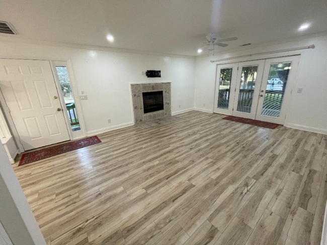 44 Salt Marsh Dr in Hilton Head Island, SC - Building Photo - Building Photo