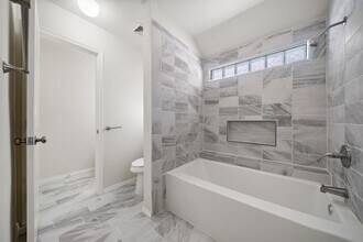 2013 Gillette St in Houston, TX - Building Photo - Building Photo