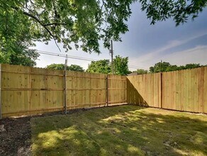 3208 S Cherry Ln in Fort Worth, TX - Building Photo - Building Photo
