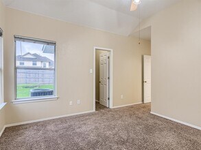 2858 Southampton Way in Round Rock, TX - Building Photo - Building Photo