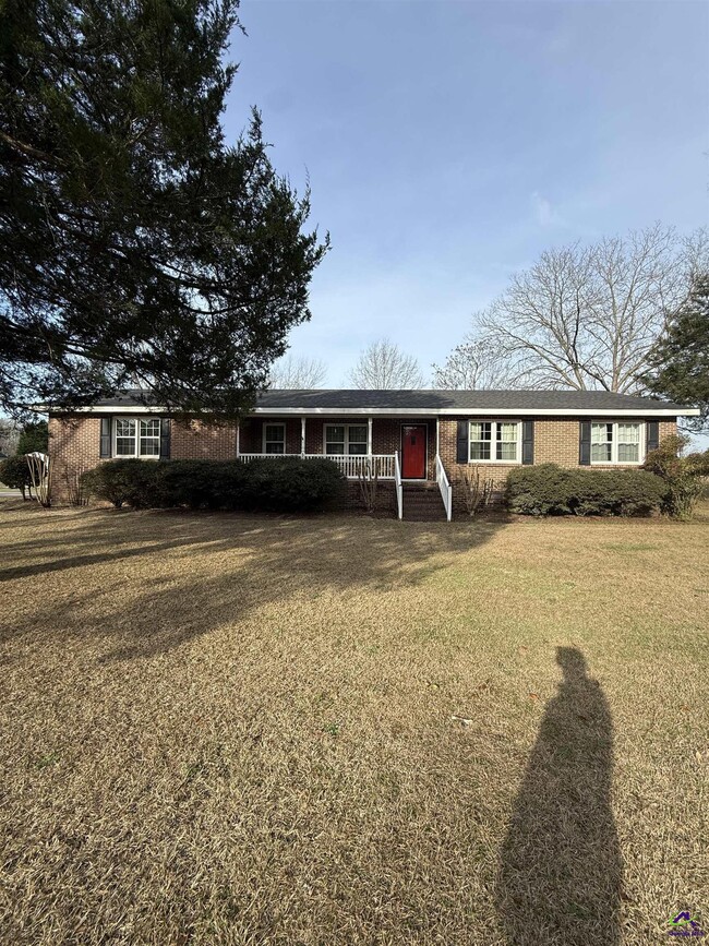 property at 5035 Housers Mill Rd