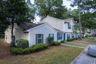 Hampton Ridge Apartments in Jacksonville, FL - Foto de edificio - Building Photo