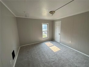 113 E Lynde St in Watertown, NY - Building Photo - Building Photo