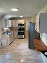 5422 E 20th Pl in Indianapolis, IN - Building Photo - Building Photo