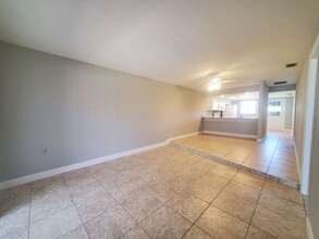 4516 Santa Barbara Blvd in Cape Coral, FL - Building Photo - Building Photo