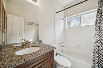 119 Lissa Ln in Sugar Land, TX - Building Photo - Building Photo