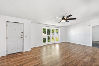 802 S Interstate Dr in Cedar City, UT - Building Photo - Building Photo