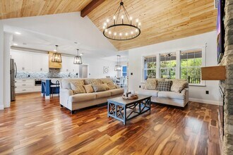 3314 Mariana Oaks Dr in Tallahassee, FL - Building Photo - Building Photo