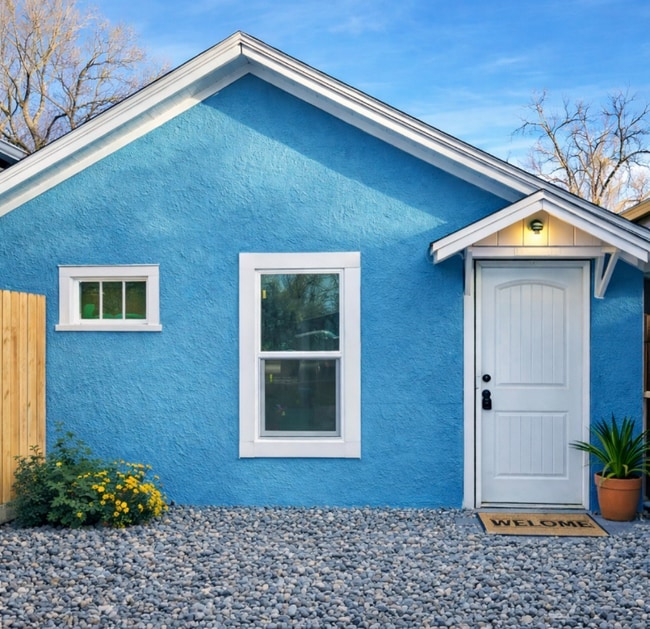 property at 1126 E Moreno Ave