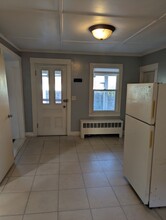 159 Perham St, Unit 1 in Farmington, ME - Building Photo - Building Photo