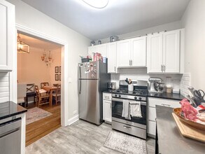 918 Green Bay in Northfield, IL - Building Photo - Building Photo