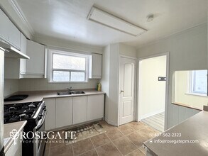 7 Kingsmere Crescent in Brampton, ON - Building Photo - Building Photo