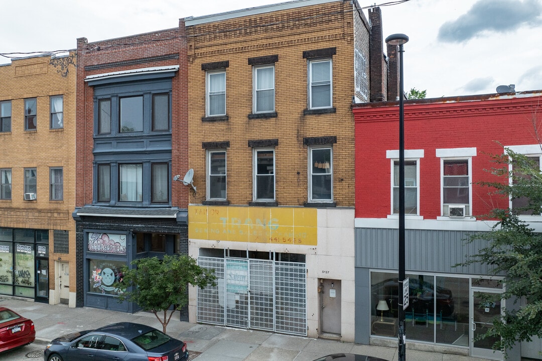 5137 Penn Ave in Pittsburgh, PA - Building Photo