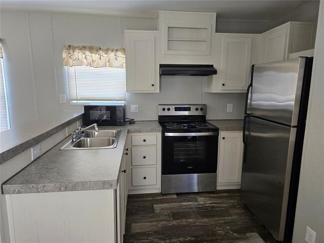 806 Elkan Dr in Tarpon Springs, FL - Building Photo - Building Photo