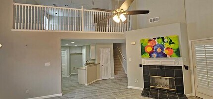 2956 S Bend Dr in Dallas, TX - Foto de edificio - Building Photo