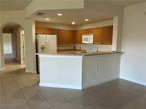 2904 Tuscan Dr in Cape Coral, FL - Building Photo - Building Photo