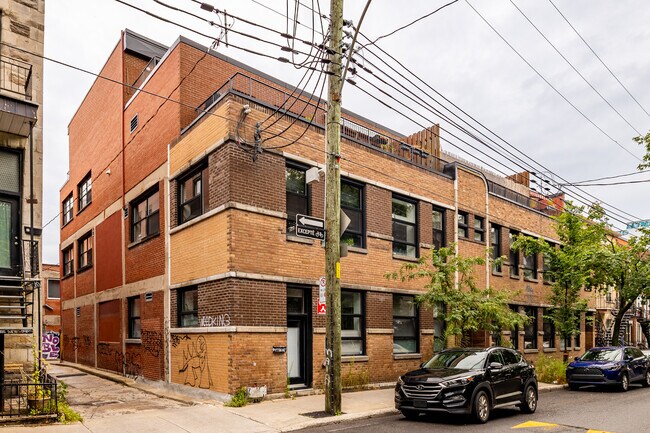 4625 Clark Rue in Montréal, QC - Building Photo - Primary Photo