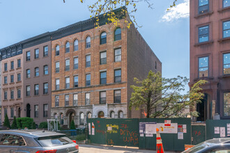 84 1st Pl in Brooklyn, NY - Building Photo - Primary Photo