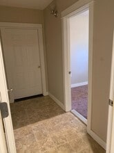 2508 Redwood Ct in Newberg, OR - Building Photo - Building Photo