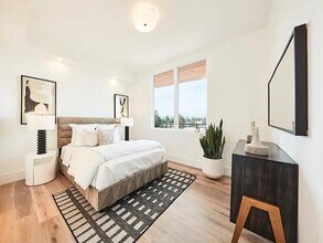 4880 El Camino Real in Los Altos, CA - Building Photo - Building Photo