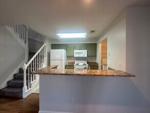 1309 Quail Creek Hollow in Chesapeake, VA - Building Photo - Building Photo