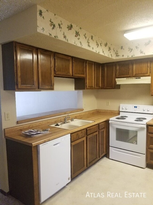 property at 7531 Banner Ct
