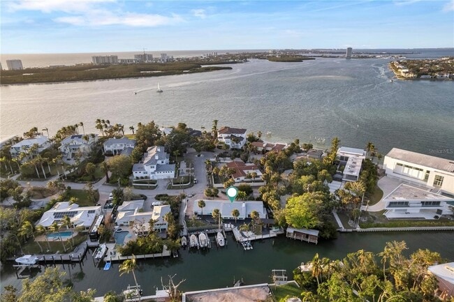 31 Lands End Ln in Sarasota, FL - Building Photo - Building Photo