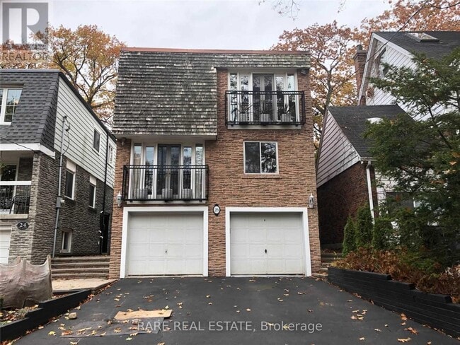 26 Pine Ave