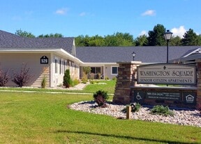 529 E 2nd St in Perry, MI - Building Photo