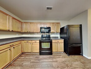 4435 Westhill Pl in Kernersville, NC - Building Photo - Building Photo