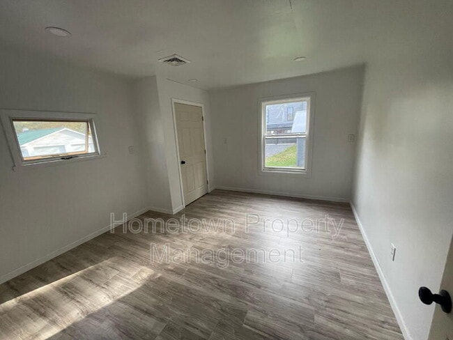 272 River Rd in Dalmatia, PA - Building Photo - Building Photo