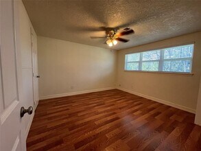 10815 Filey Ln in Houston, TX - Building Photo - Building Photo