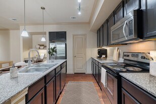 Dolce Living in Rosenberg, TX - Building Photo