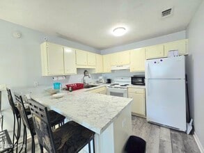 17642 Front Beach Rd in Panama City Beach, FL - Building Photo - Building Photo