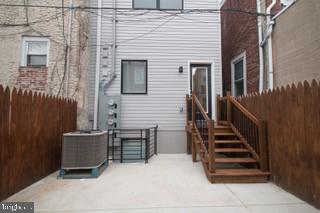 5432 Pine St in Philadelphia, PA - Building Photo - Building Photo