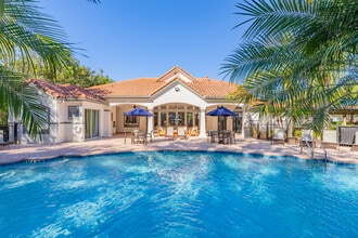 Portofino Apartments in Tampa, FL - Building Photo - Building Photo