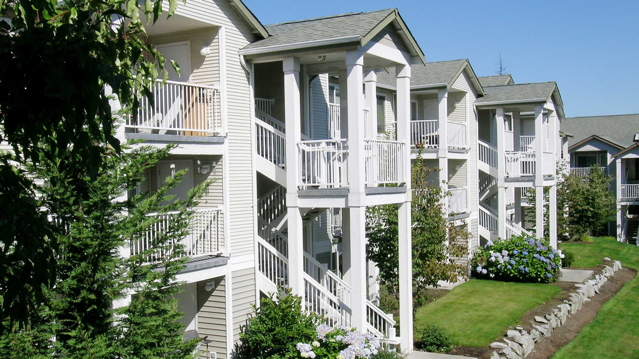 Heritage Ridge in Lynnwood, WA - Building Photo